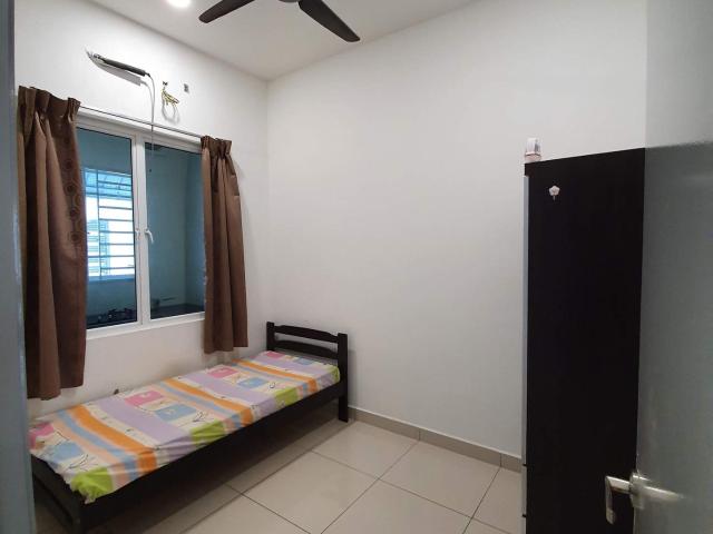 Room for rent in Wellesley, Penang