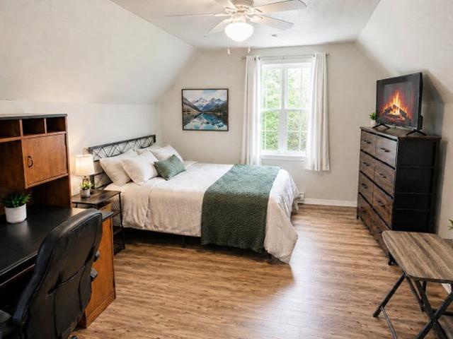 Room for rent in Johnson, Texas