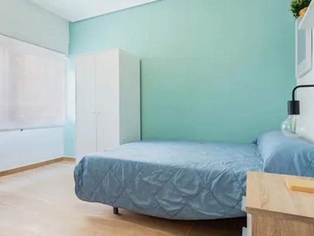 Habitación en alquiler en Grup Sant Vicent Ferrer, Castellón De La Plana