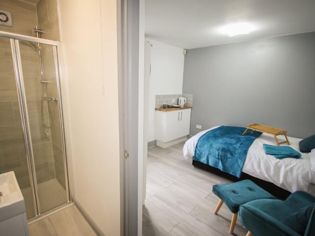 Room for rent in Regent Quay, Oad Street