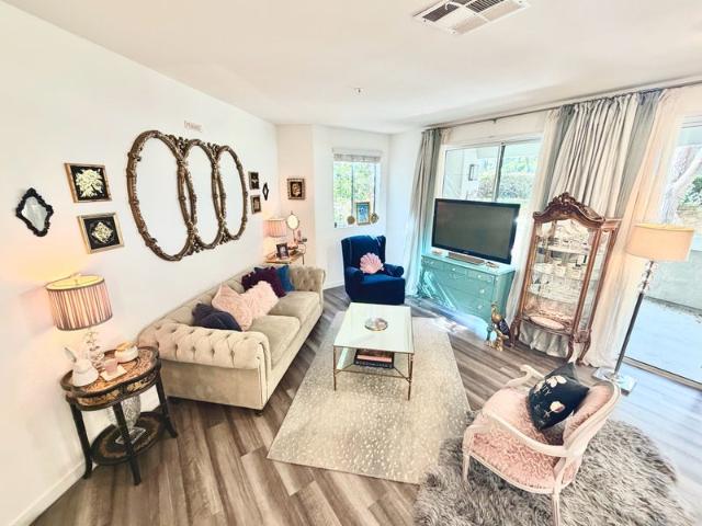 Room for rent in Aliso Viejo, California