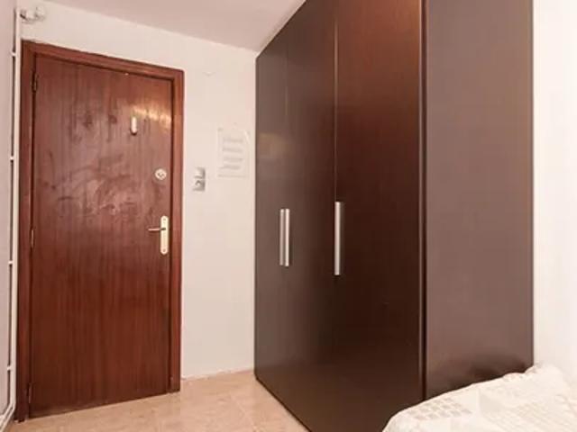 Habitación en alquiler en Cornellà De Llobregat, Barcelona
