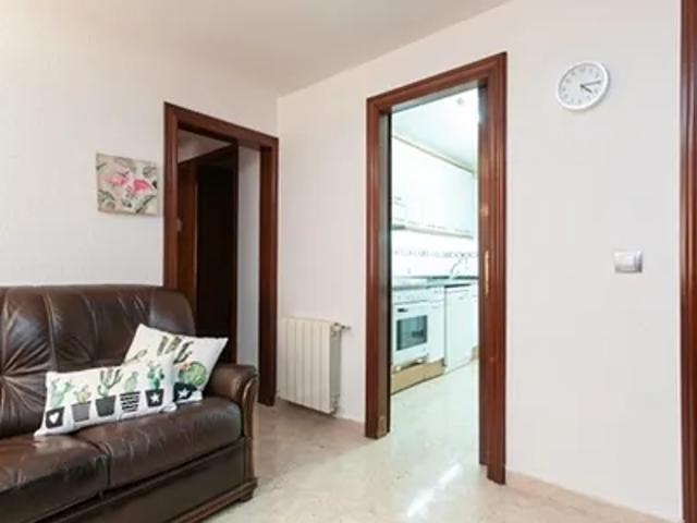 Habitación en alquiler en Cornellà De Llobregat, Barcelona