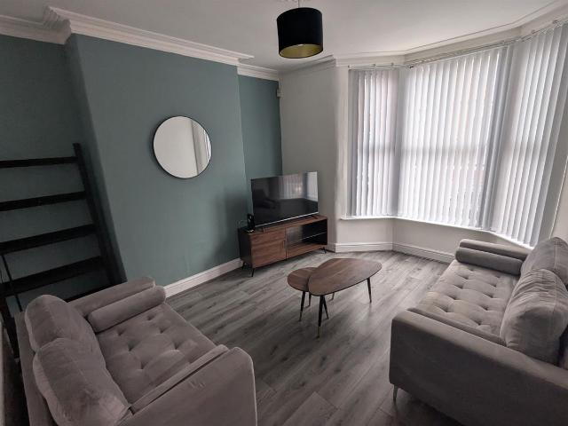 Room for rent in Mossley Hill, Liverpool
