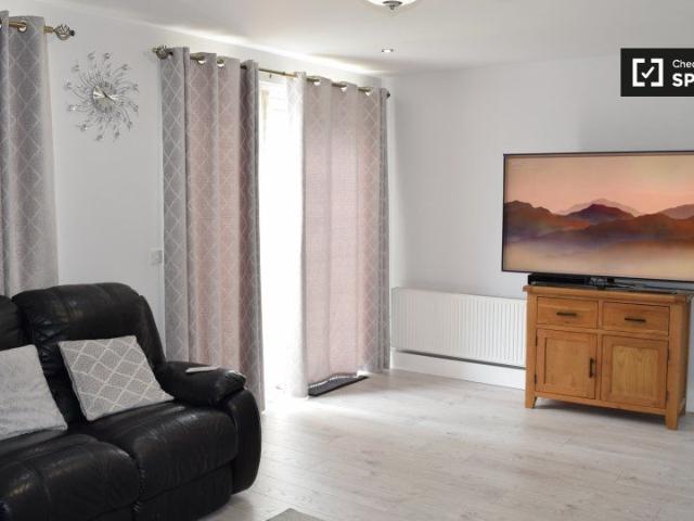 Room to rent in Lucan, North Tipperary