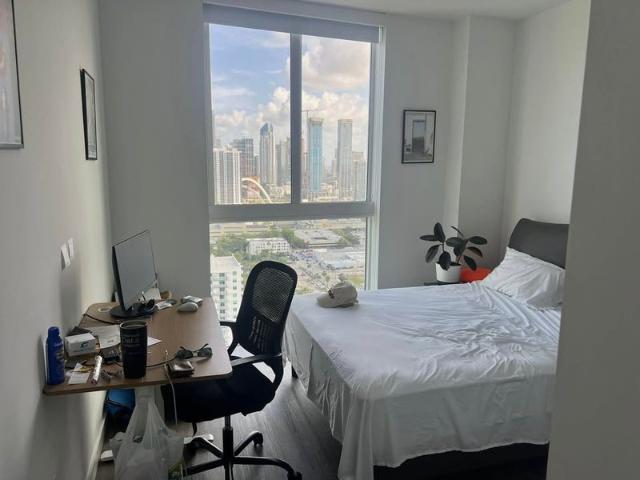 Room for rent in Miami, Florida