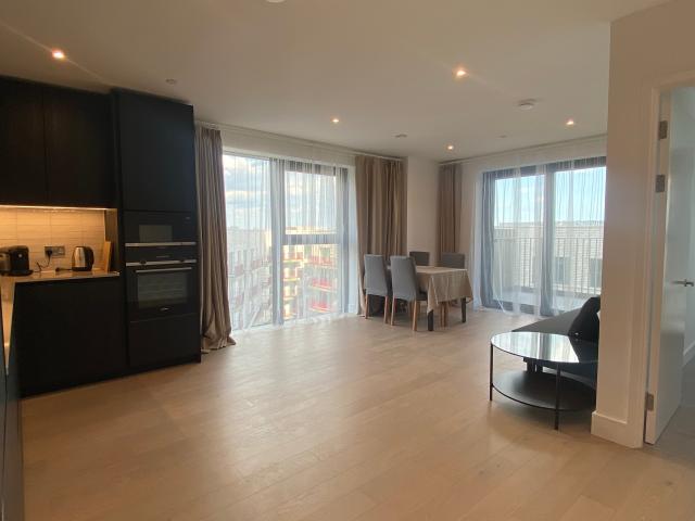 Room for rent in Victoria, Greater London