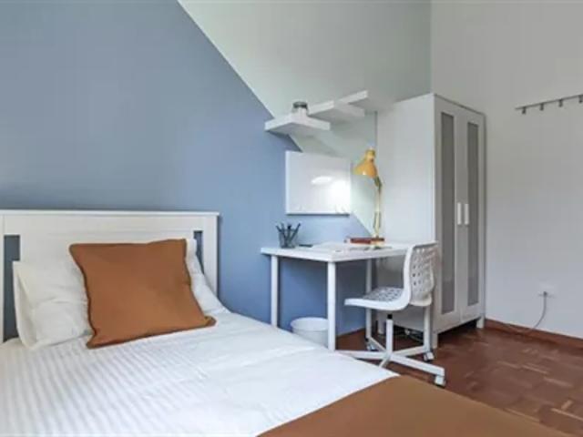 Stanza in affitto a Unione di Comuni della Romagna Forlivese, Quattro