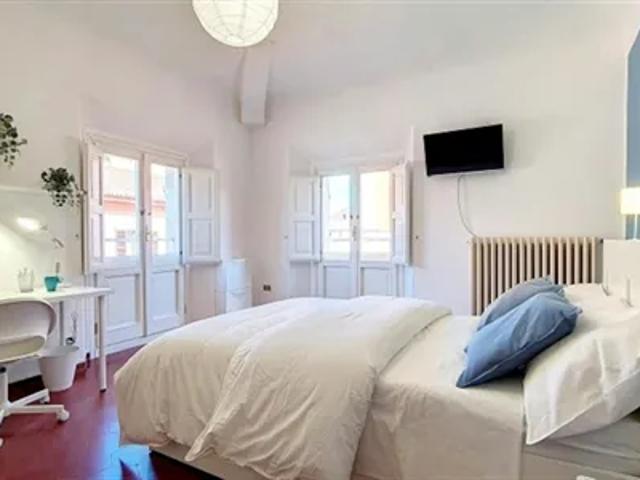 Stanza in affitto a Unione di Comuni della Romagna Forlivese, Quattro