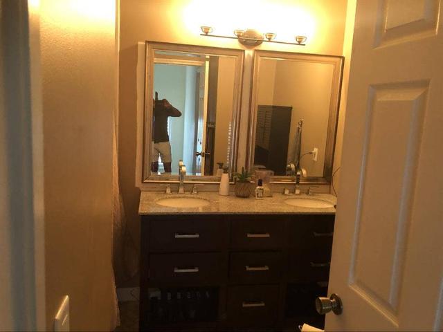 Room for rent in Dania, Florida