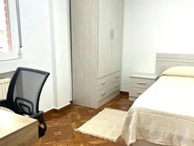 Habitación en alquiler en La Avanzada - La Cueva, Fuenlabrada