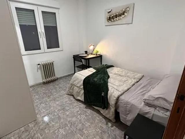 Habitación en alquiler en La Avanzada - La Cueva, Fuenlabrada