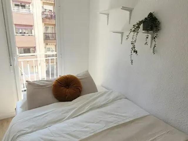 Habitación en alquiler en La Hoya de Buñol, Valencia