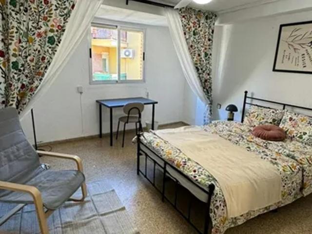 Habitación en alquiler en La Hoya de Buñol, Valencia