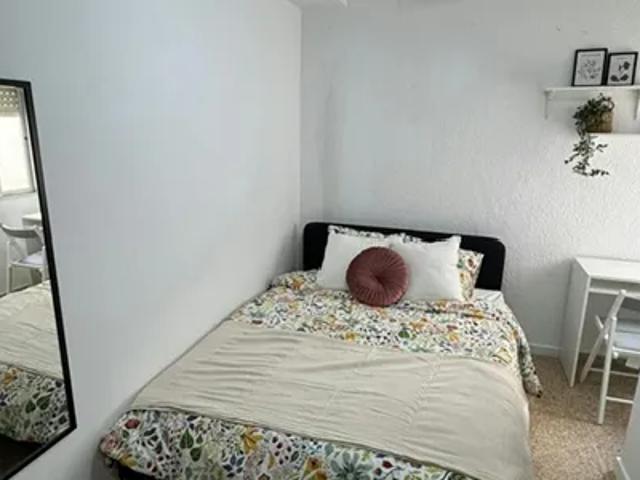 Habitación en alquiler en La Hoya de Buñol, Valencia