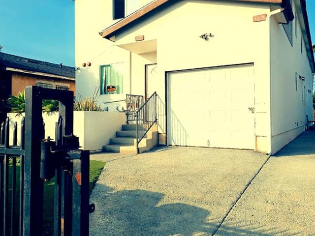 Room for rent in Canoga Park, California