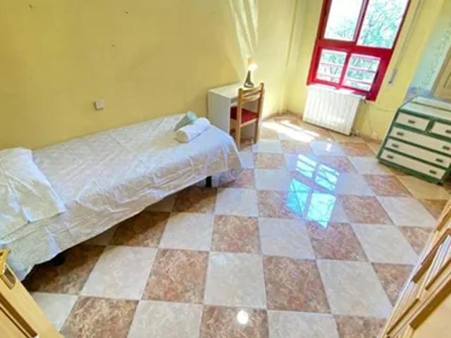 Habitación en alquiler en Las Rozas De Madrid, Madrid