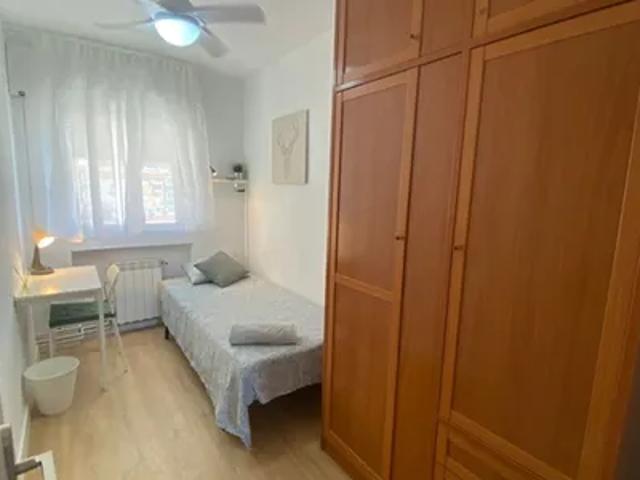 Habitación en alquiler en Las Rozas De Madrid, Madrid