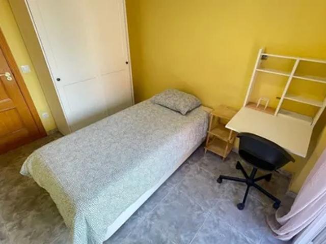 Habitación en alquiler en Las Rozas De Madrid, Madrid