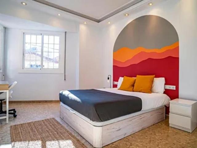 Habitación en alquiler en L'hospitalet De Llobregat, Barcelona