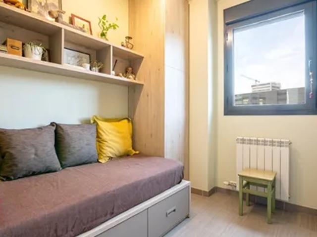 Habitación en alquiler en L'hospitalet De Llobregat, Barcelona
