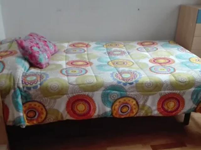 Habitación en alquiler en L'hospitalet De Llobregat, Barcelona