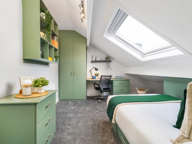Room for rent in Burley, West Yorkshire
