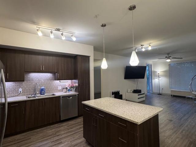 Room for rent in Irvine Business Complex, Irvine