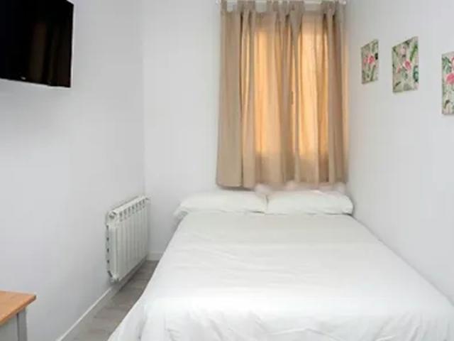Habitación en alquiler en Medina-sidonia, Madrid