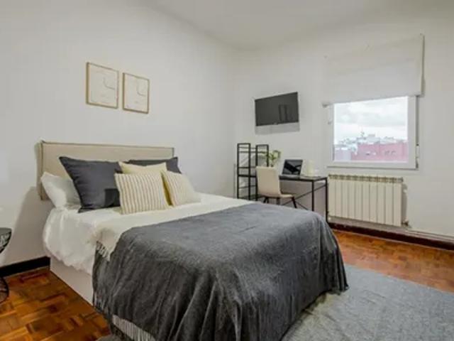 Habitación en alquiler en Medina-sidonia, Madrid