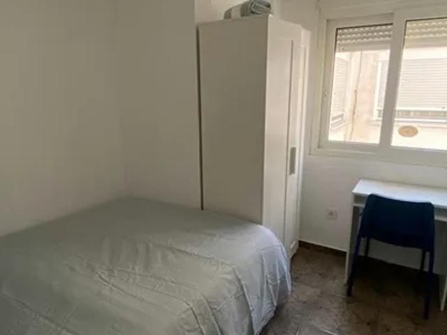 Habitación en alquiler en Manises, Valencia
