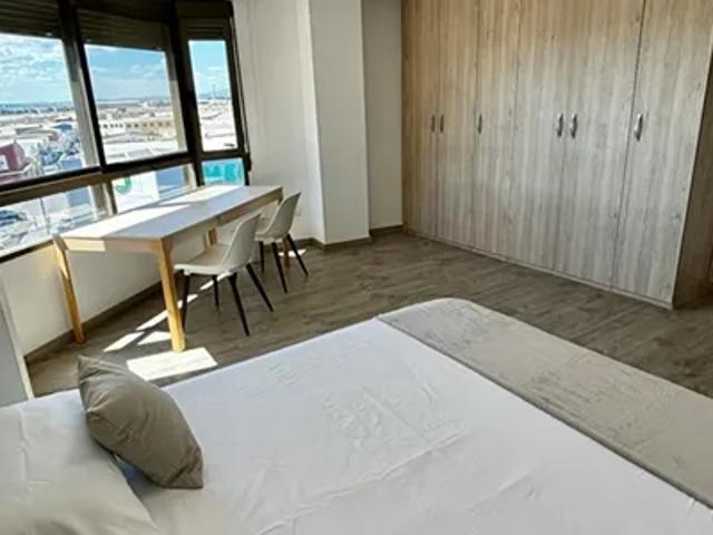 Habitación en alquiler en Manises, Valencia