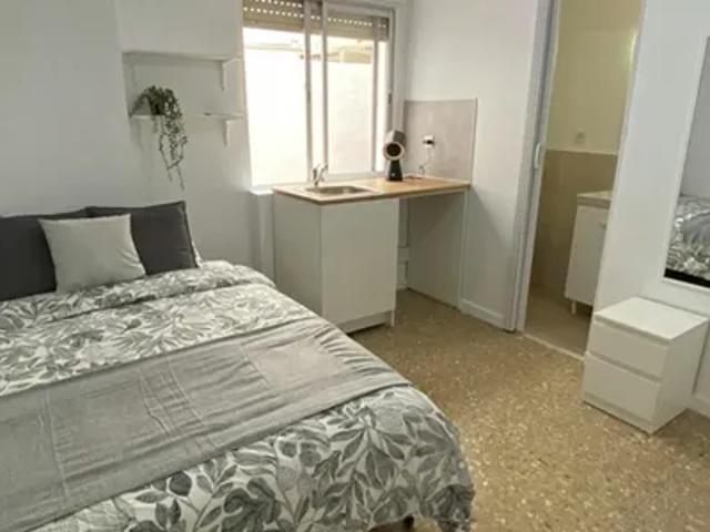 Habitación en alquiler en Manises, Valencia