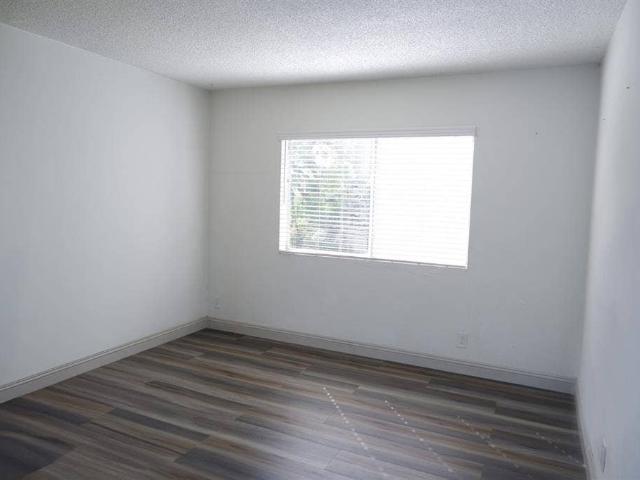 Room for rent in Canoga Park, California