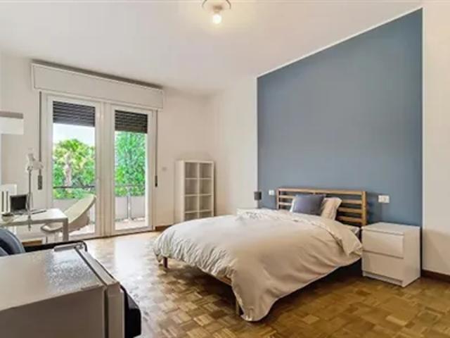 Stanza in affitto a Unione di Comuni della Romagna Forlivese, Quattro