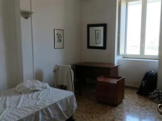 Stanza in affitto a Municipalità 1, Napola