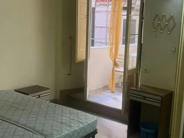 Stanza in affitto a Municipalità 4, Napola