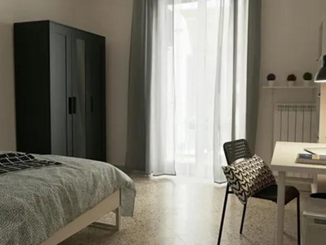 Stanza in affitto a Municipalità 2, Napola