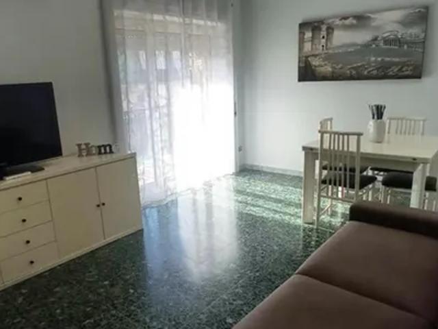 Stanza in affitto a Municipalità 3, Napola