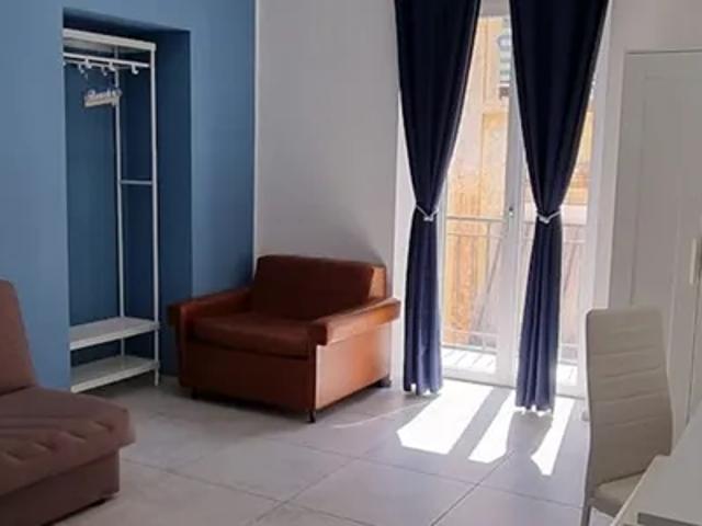 Stanza in affitto a Municipalità 2, Napola