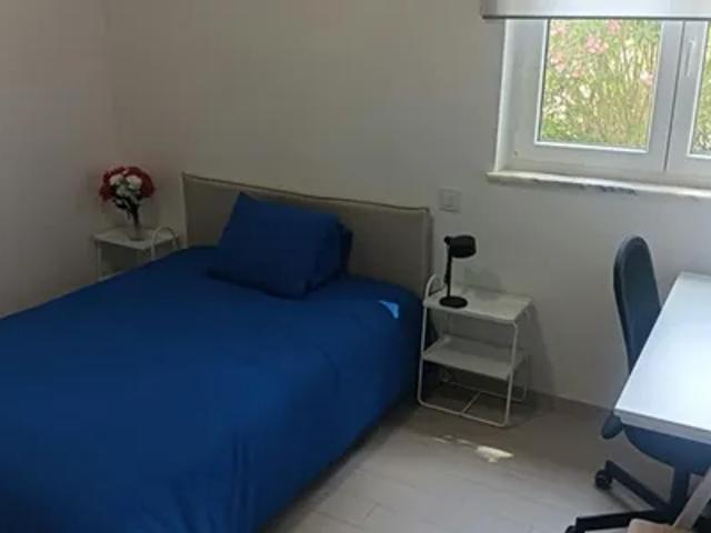 Quarto alugar em Oeiras, Lisboa