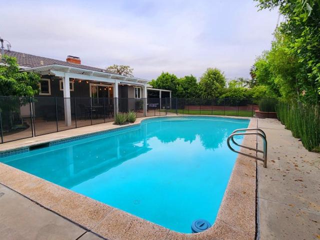Room for rent in Orange, California