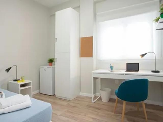 Habitación en alquiler en Rocafort, Valencia