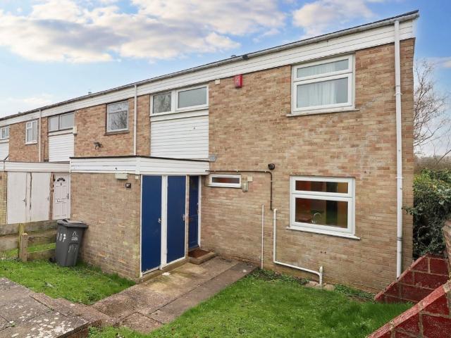 Room for rent in Hales Place, The Bridge