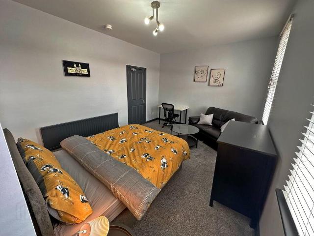Room for rent in Bloomfield, Northern Ireland
