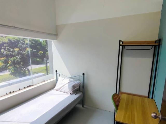 Room for rent in Petaling, Alam Impian