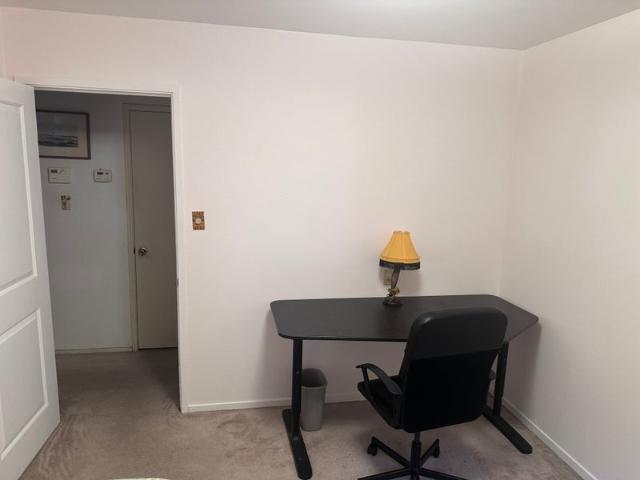 Room for rent in California