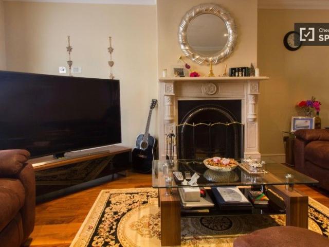 Room to rent in Lucan, North Tipperary