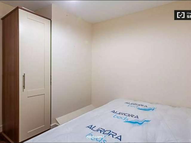 Room to rent in Lucan, North Tipperary