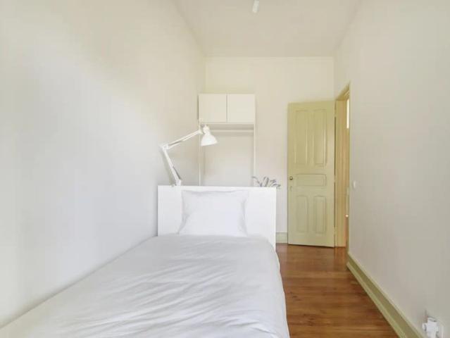 Quarto alugar em Avenidas Novas, Lisboa